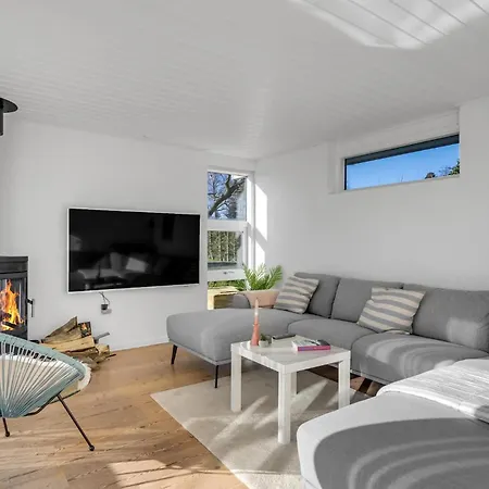4 Bedroom Cozy In 度假居 *