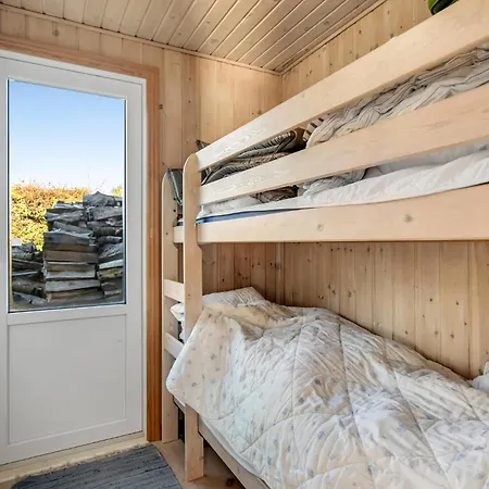 度假居 4 Bedroom Cozy In 欧德尔