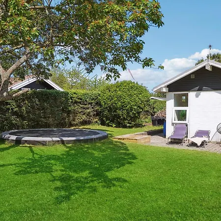 4 Bedroom Cozy In